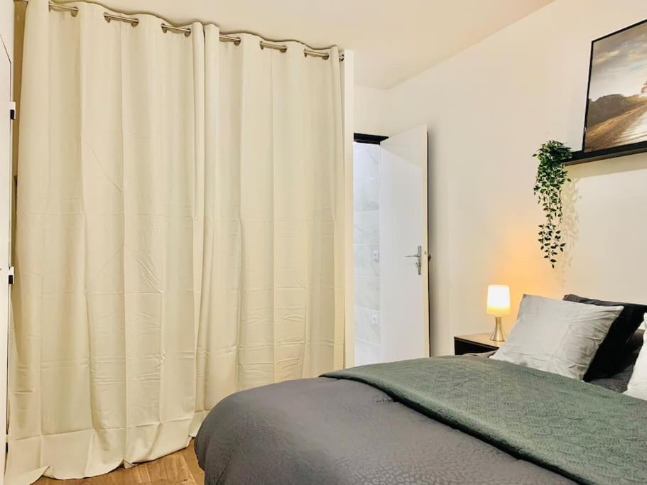 Appartement T2 Ideal Pour Familles Ou Sejour D Affaire Argenteuil Dış mekan fotoğraf